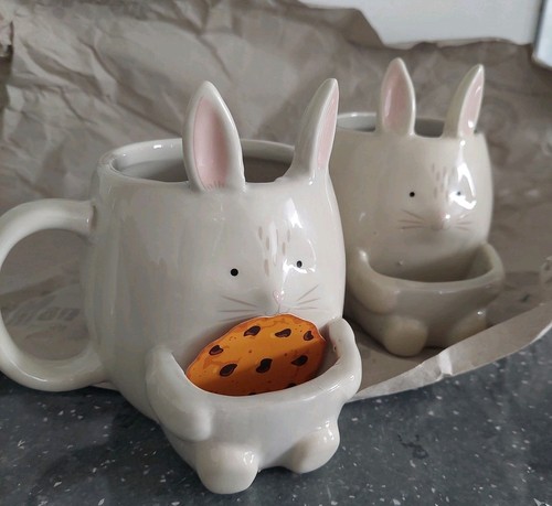 Set bunny cups with - bunny,